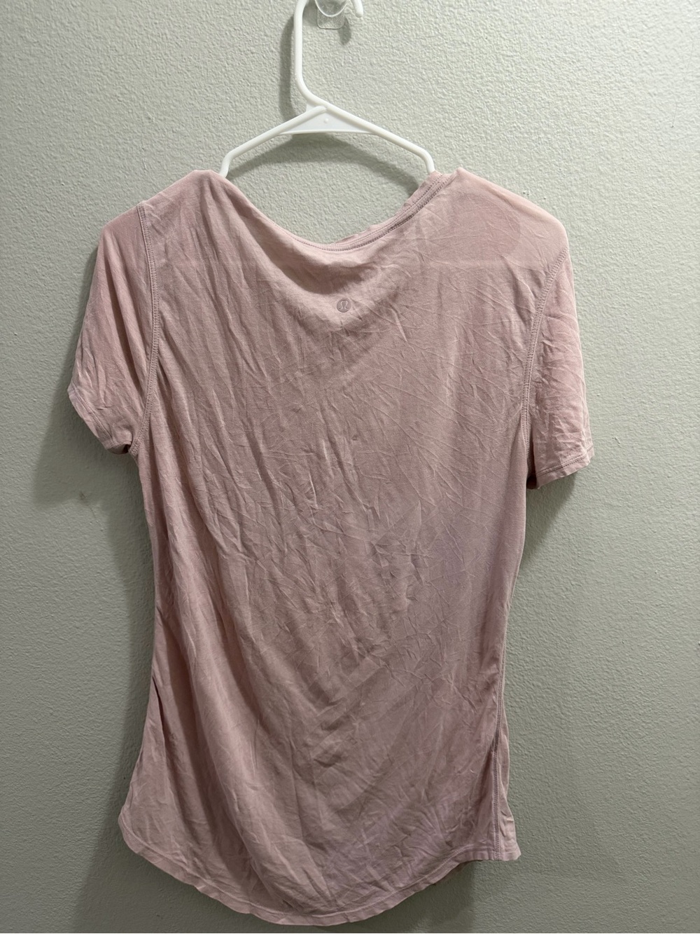 lululemon athletica Pale Pink Short Sleeve Tee